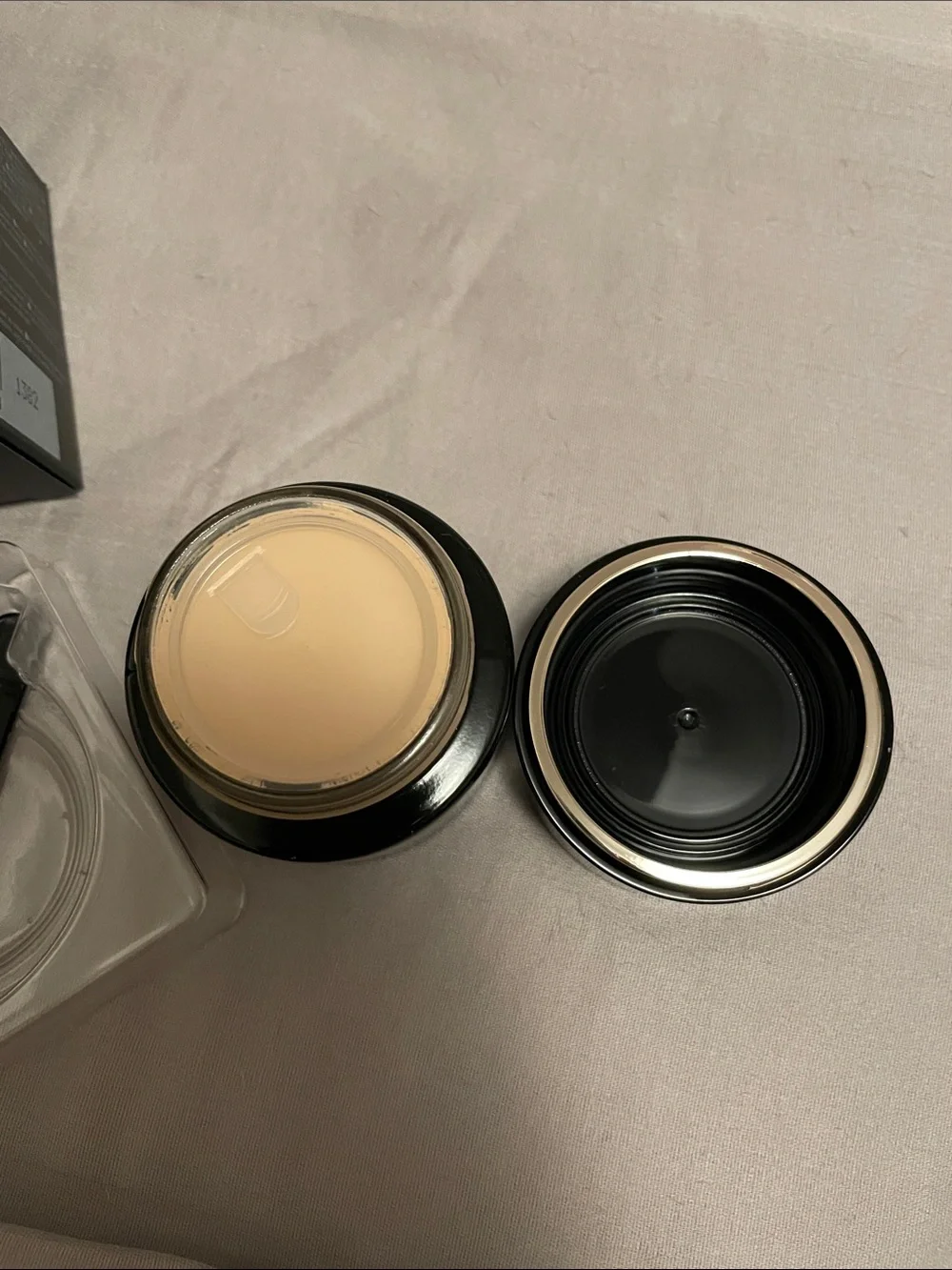 Suqqu cream foundation SPF 25, shade #110